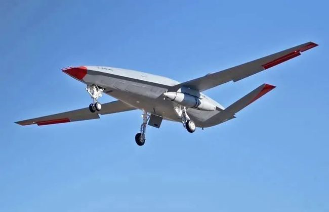 美國海軍正在開發(fā)使用E-2D預(yù)警機控制MQ-25A無人機的編隊技術(shù)2.png