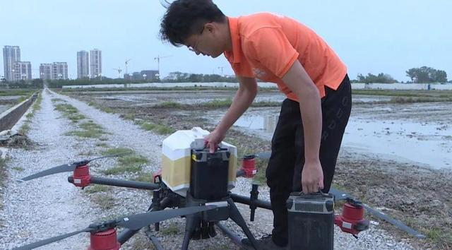 兩三分鐘播種一畝田，無人機在白云越來越流行了2.png