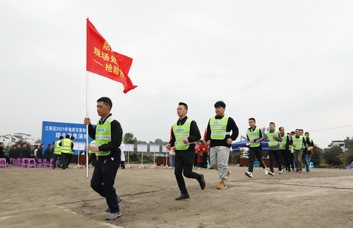 無人機+千里眼 江陽區(qū)實現(xiàn)山洪地災(zāi)“空地一體”救援2.jpg