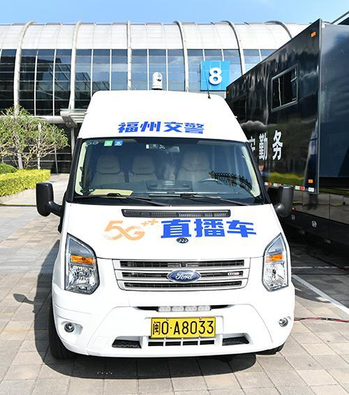 5G+4K還帶無人機！這樣科技感爆棚的警車，帥到你了嗎？3.png